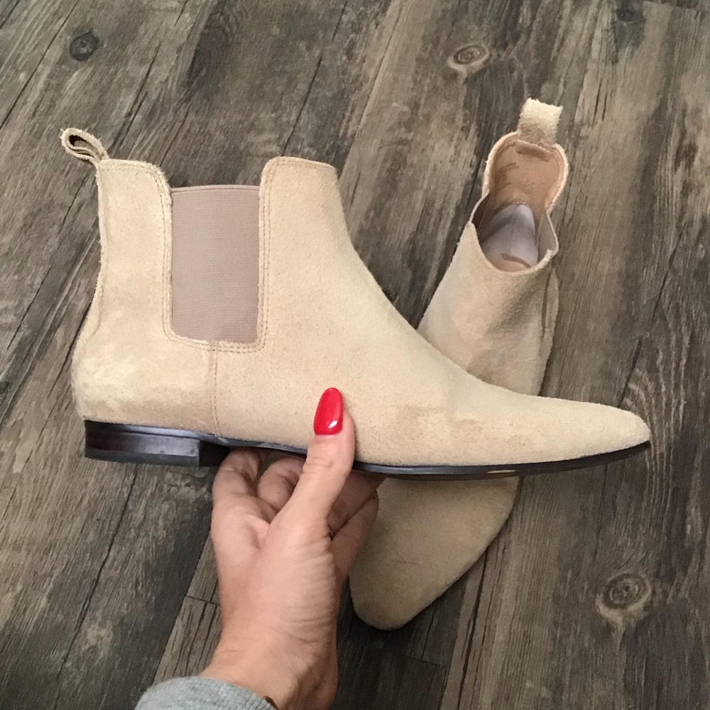 Banana republic Ankle booties